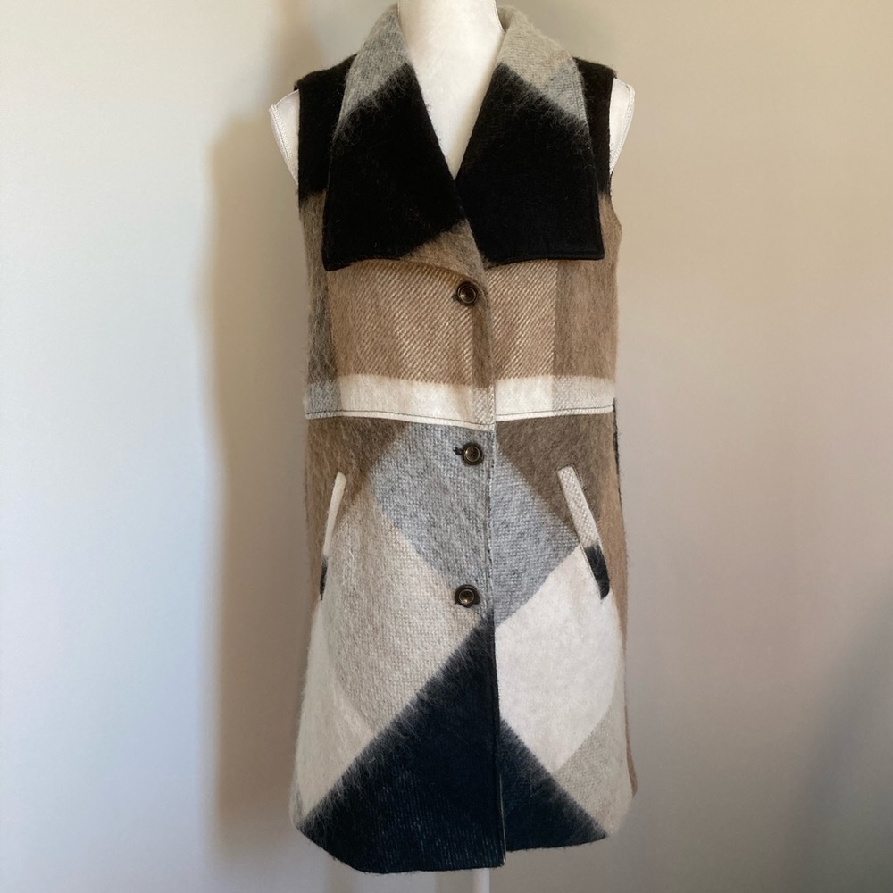 LUII WOOL PLAID VEST SIZE M